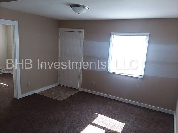 2nd image of 3261 Ralston Ave
