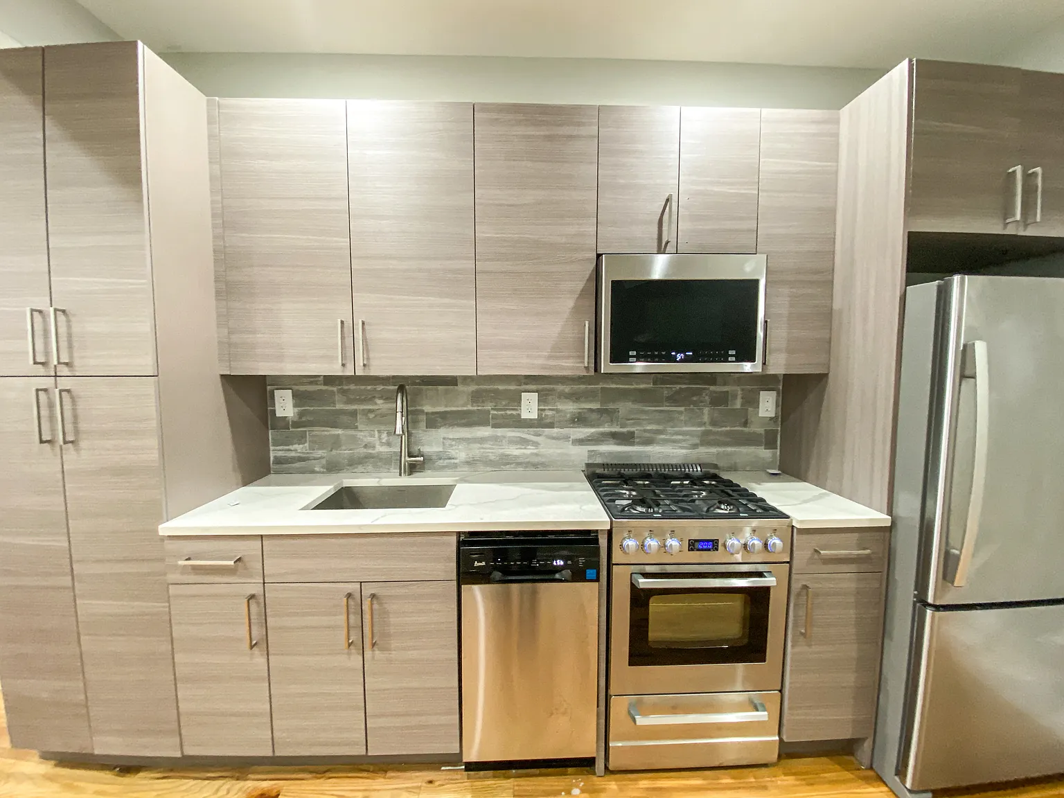 203 Highland Place — Photo 4