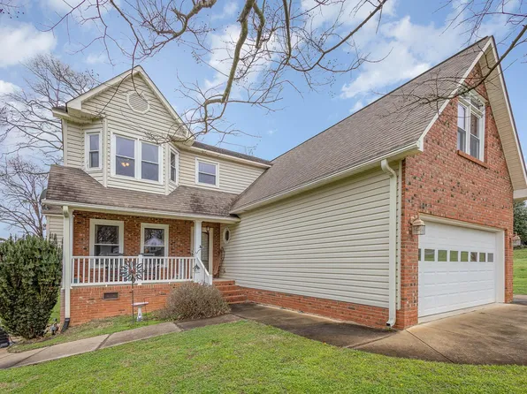 118 N Shore Dr, Cherryville, NC 28021