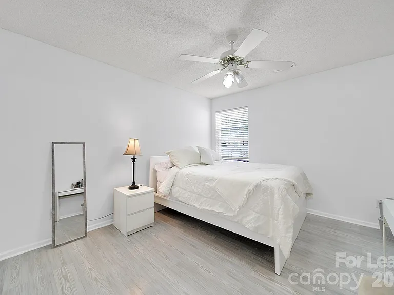 10541 Haddington Dr NW — Photo 18