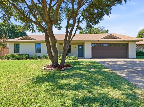 5813 Steeplewood Dr, North Richland Hills, TX 76180