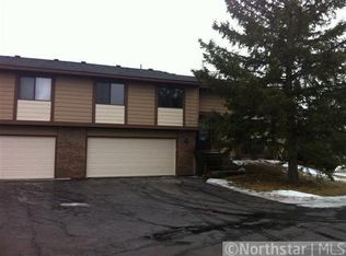 2807 Wimbledon Rdg, Woodbury, MN 55125