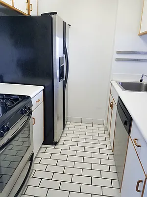 Rented by CCG Real Estate Brokerage | media 7