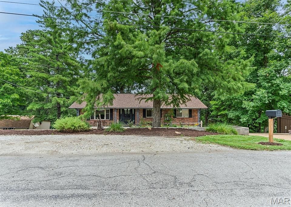 1st image of 336 Marilyn Dr