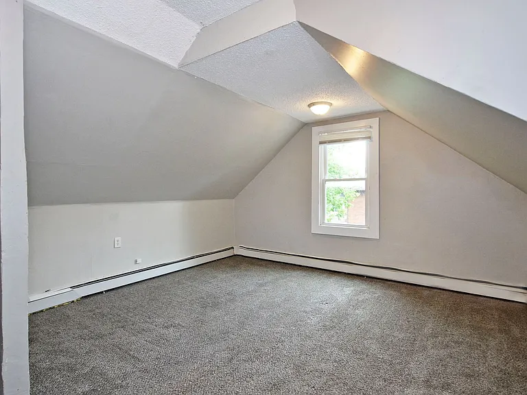 602 N Mendota St #7 — Photo 9
