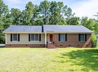 213 Raintree Dr, Albany, GA 31705