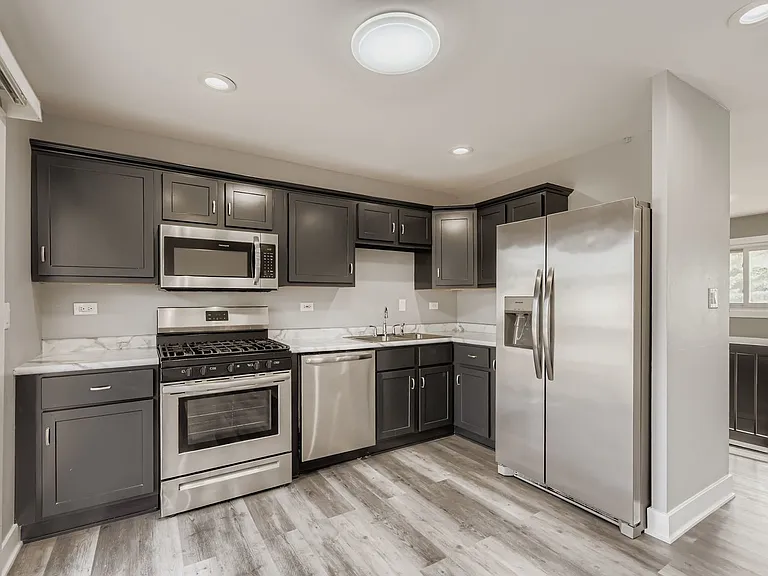 5611 Allemong Dr — Photo 11