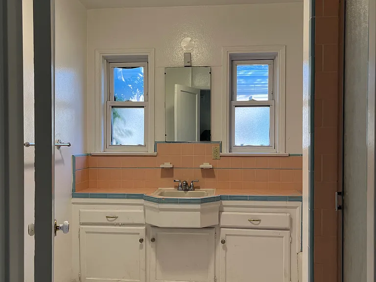 8000 Chase Ave — Photo 12