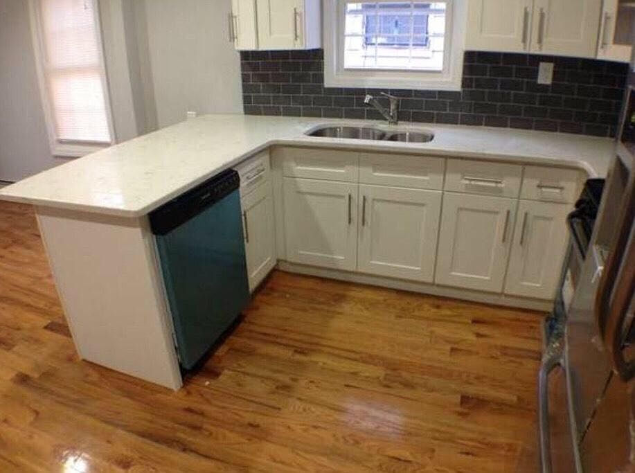 2nd image of 1217 E 54th St #2