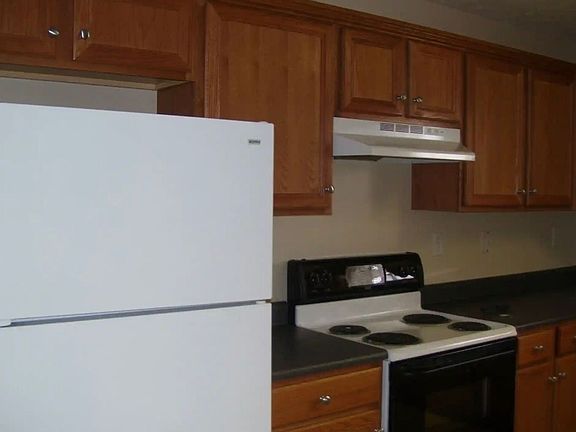5th image of 125 Red Hawk Dr