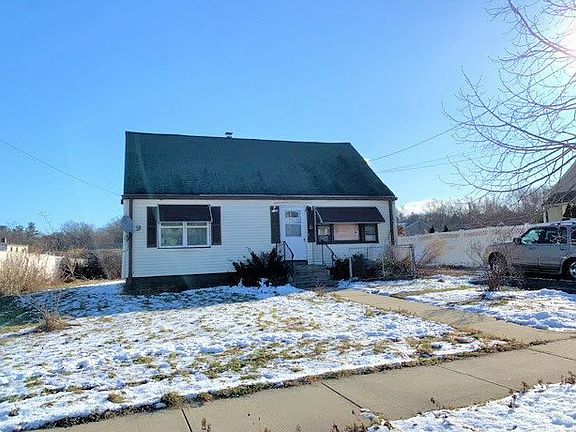 5th image of 1035 Winchester Ave
