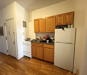 Rented by Best Apartments North Inc