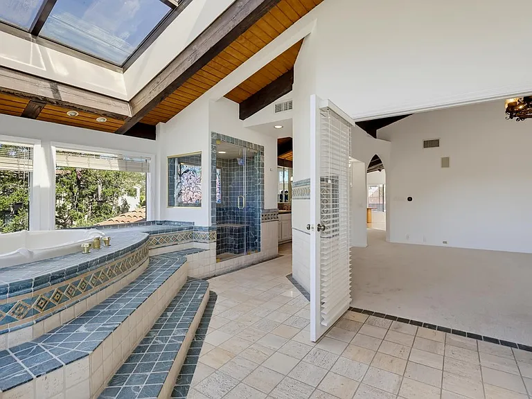 3488 Barhite St — Photo 22