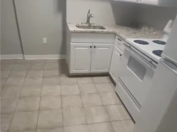 452 Main St #4, Melrose, MA 02176