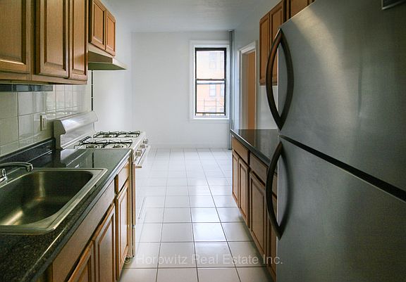 2nd image of 3420 30th St #B5