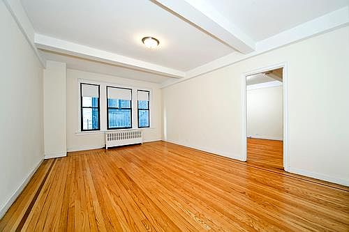 1st image of 34 W 72nd St #97