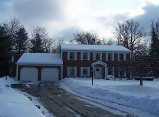 652 Salvia Ln, Schenectady, NY 12303