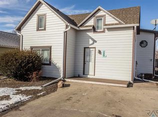 120 W 1st St, Tea, SD 57064