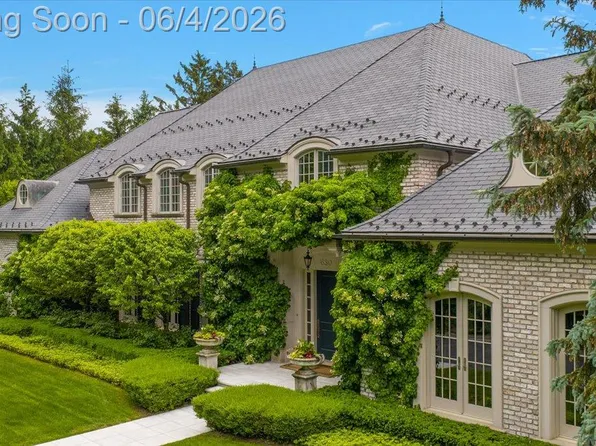 630 Vaughan Rd, Bloomfield Hills, MI 48304