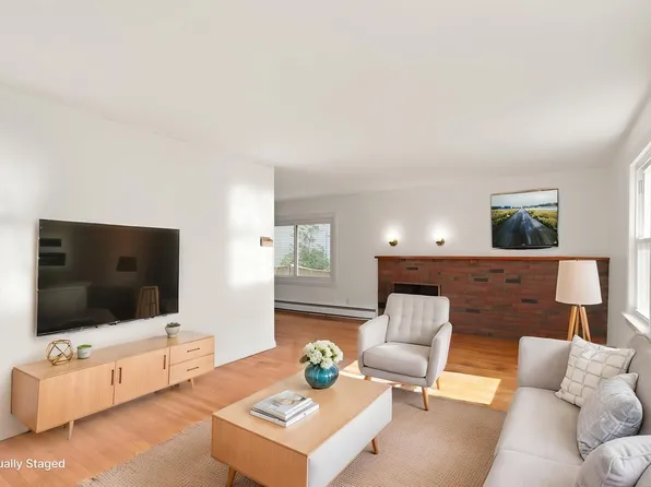 21 Goldsmith Ave, Beverly, MA 01915