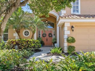 520 Bay Laurel Ct NE, Saint Petersburg, FL 33703