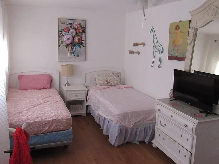 340 Goheen St — Photo 22
