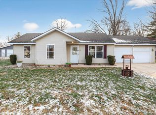 420 S Apple Rd, Osceola, IN 46561