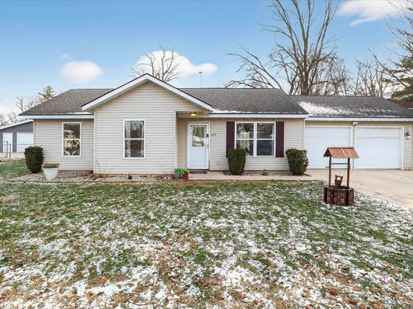 420 S Apple Rd, Osceola, IN 46561