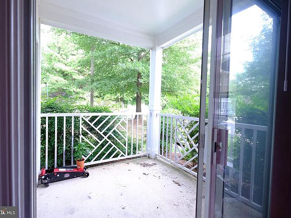3rd image of 5963 Founders Hill Dr Unit 104