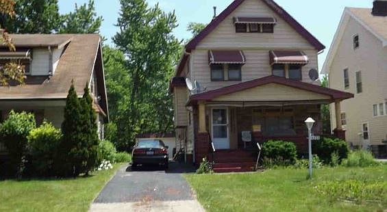 1st image of 4265 E 128th St