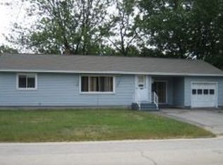 4 Victor Ave, Nashua, NH 03060