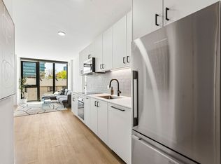 1100-15 W Grand Ave #611, Chicago, IL 60642