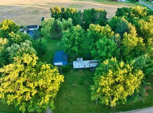 409 Fleming Rd, Tekonsha, MI 49092