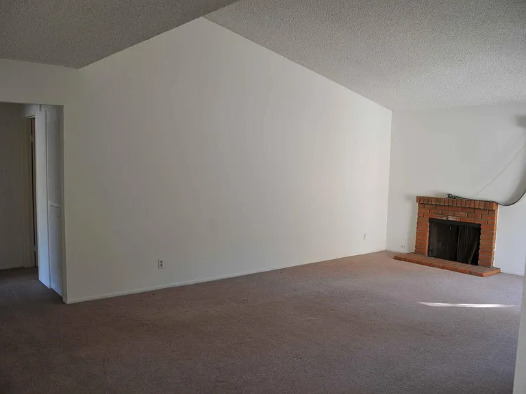 24221 Valyermo Dr — Photo 10