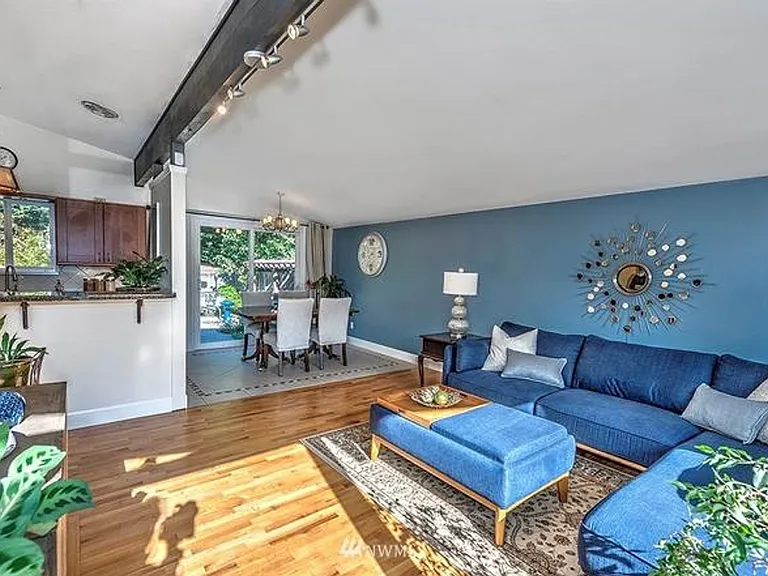 5419 191st St SW — Photo 3