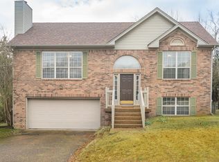 106 W Harbor Dr, Hendersonville, TN 37075