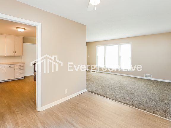 5th image of 1020 Magnolia St W