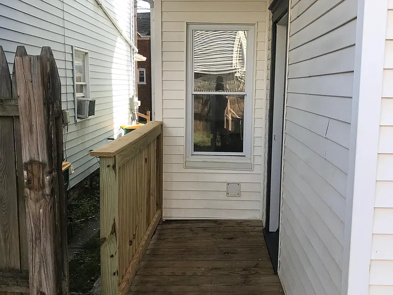 230 Cleveland Ave — Photo 12
