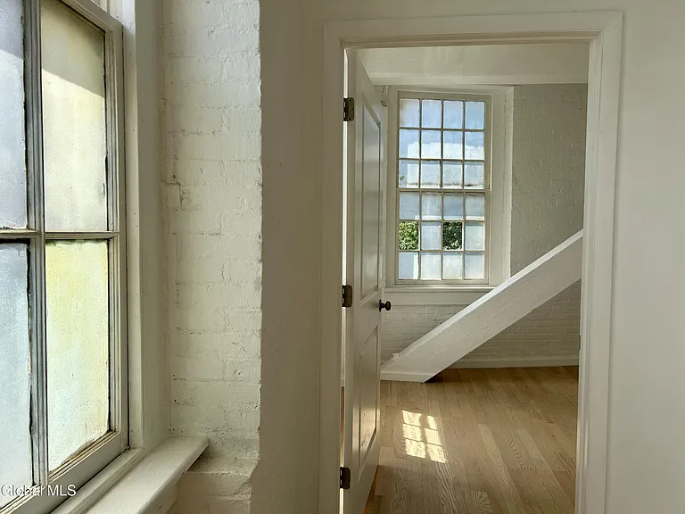 155 River St #2D — Photo 14