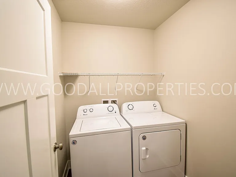 342 N Warrior Ln — Photo 20