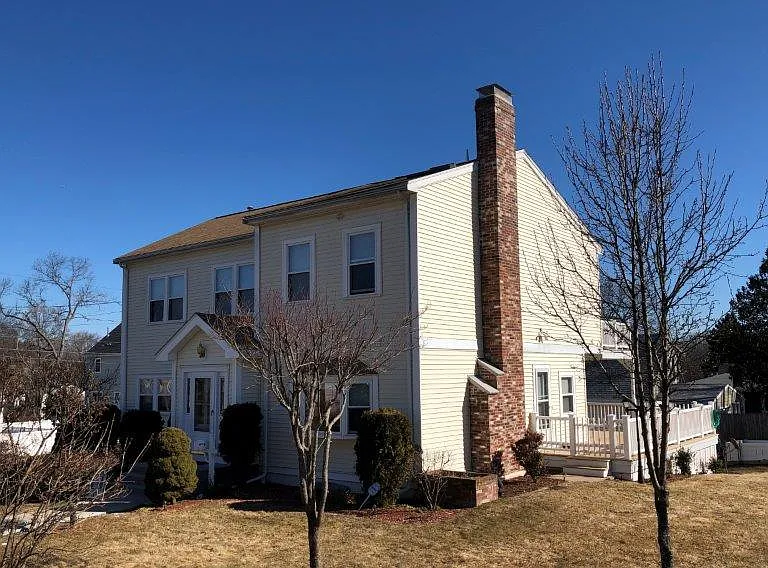 42 Etna Rd — Photo 1