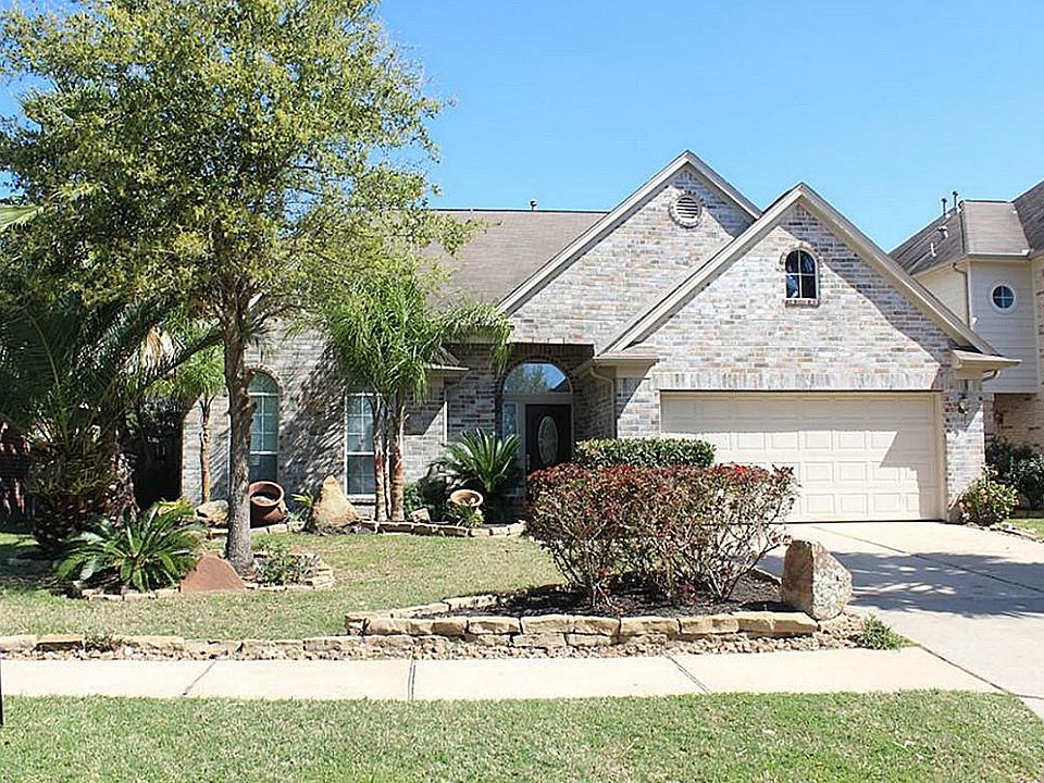 1st image of 24318 Ayscough Ln