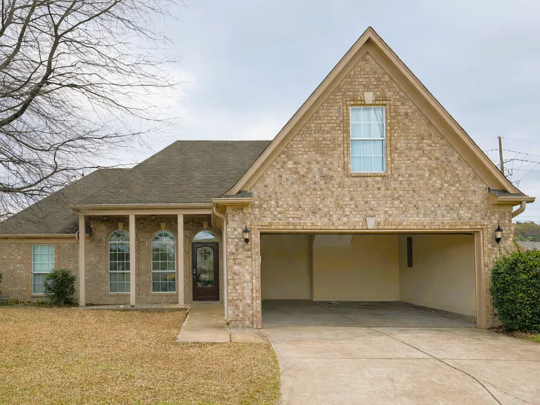 6098 Ravenwood Lake Dr E — Photo 1
