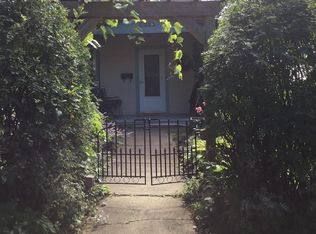 1218 E 5th St, Duluth, MN 55805