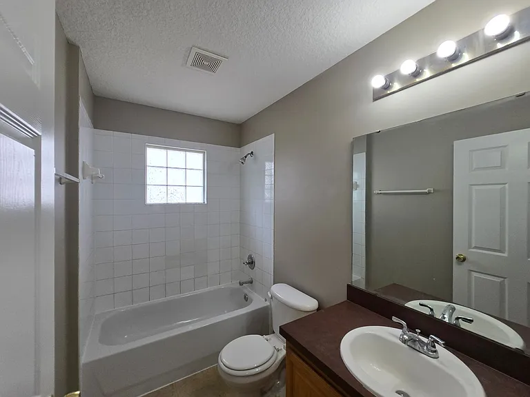 4119 Pebble Brooke Cir — Photo 13