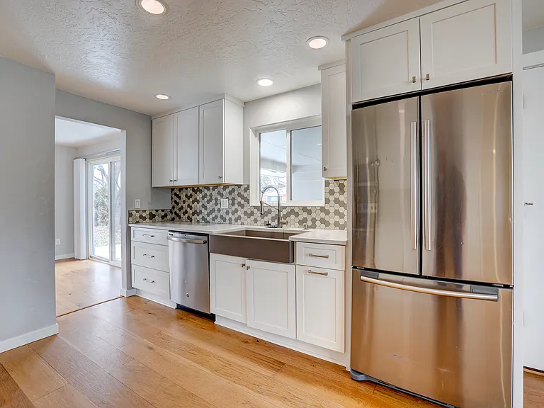 8290 W Amherst Dr — Photo 17