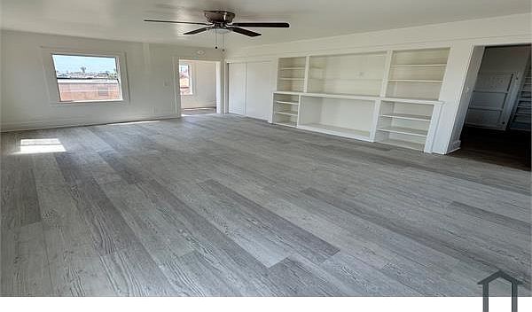 1st image of 957 W 45th St #3