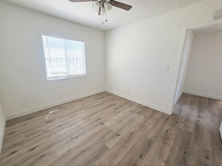 7722 Walker Ave #MAIN — Photo 8