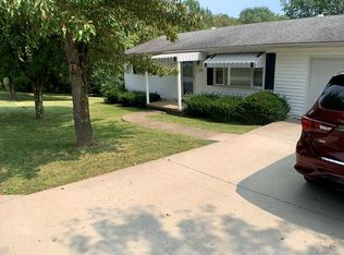 807 Jersey Ridge Rd, Maysville, KY 41056