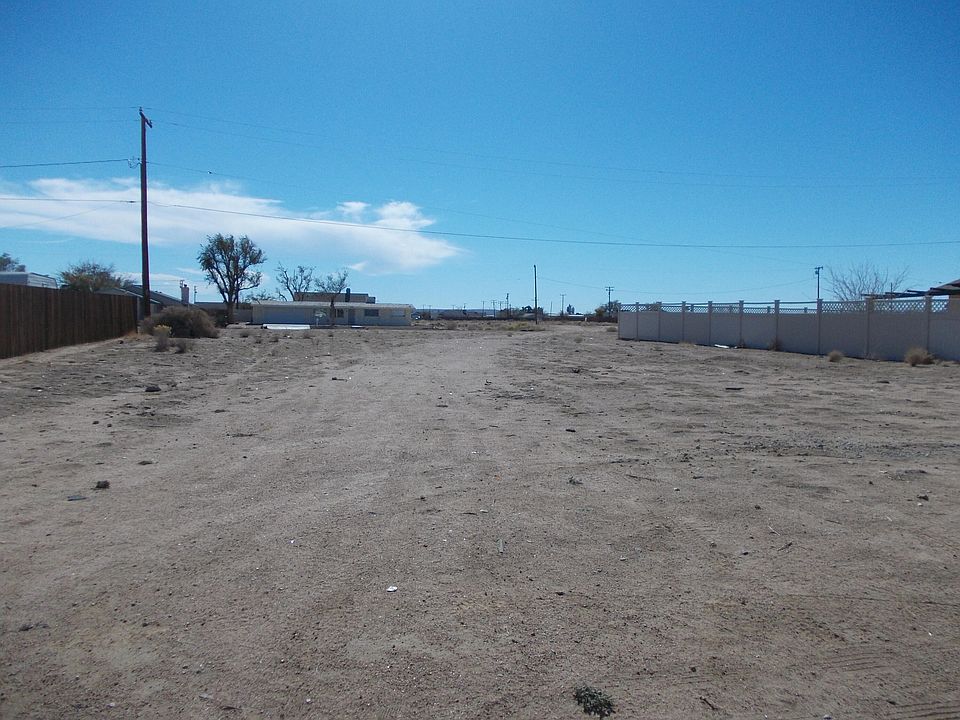 1st image of Tamarack Ave